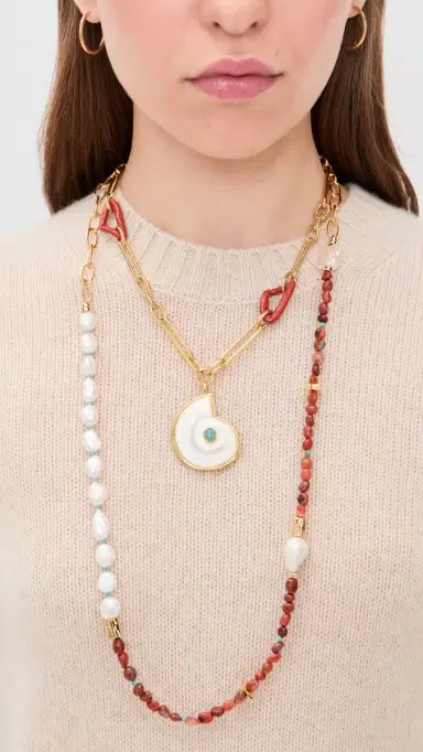 Lizzie Fortunato Sirena Shell Necklace White One Size | Thumbnail 3