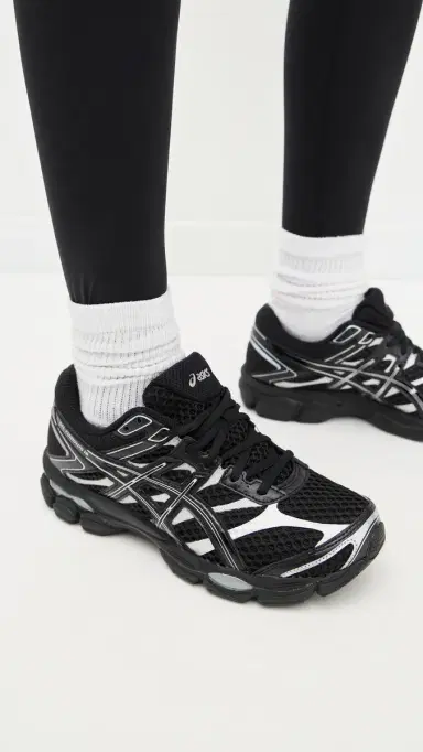 ASICS Gel-Cumulus 16 Sneakers Black/Black | Thumbnail 3
