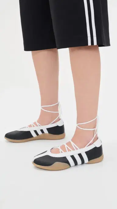 Adidas Taekwondo Mei Ballet Sneakers Core Black/Ftwr White/Gum 3 9 | Thumbnail 3
