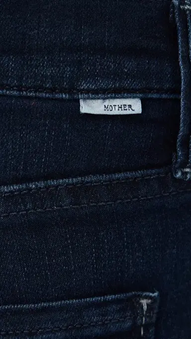 MOTHER The Smokin Skimp Jeans Karaoke In Kyoto | Thumbnail 6
