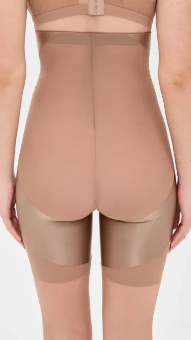 Spanx High-Waisted Booty-Lifting X Midthigh Shorts Cafe au Lait M | Thumbnail 3