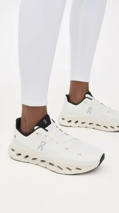 ON Cloudtilt Sneakers Pearl/Ice 7 | Thumbnail 3