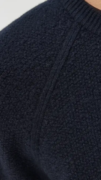 Vince Micro Boucle Crew Coastal | Thumbnail 6