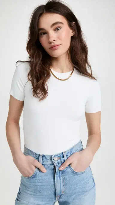 Good American Sculpting Tee Thong Bodysuit White001 | Thumbnail 2
