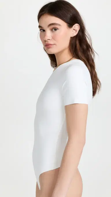 Good American Sculpting Tee Thong Bodysuit White001 | Thumbnail 4