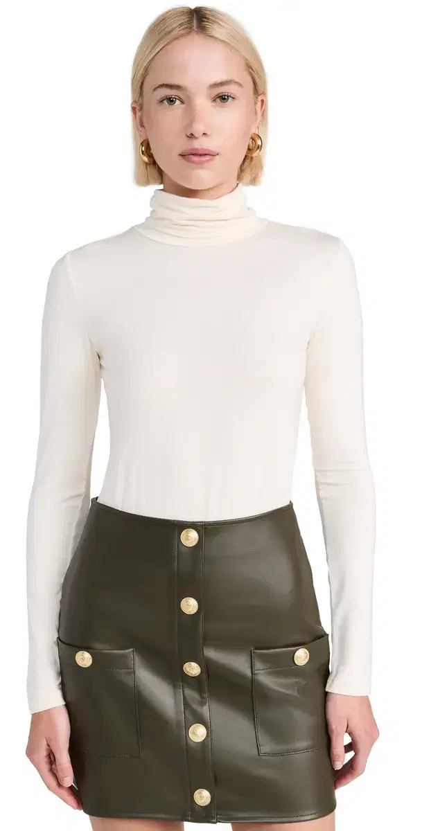 L'AGENCE ani Turtle Neck ong Sleeve Vintage White