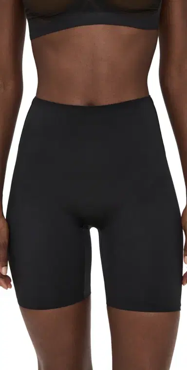 Spanx Low Back Mid-Thigh Shapewear Very Black S | Thumbnail 1 Spanx Low Back Mid-Thigh Shapewear Very Black S | Thumbnail 1