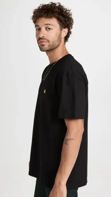 Carhartt WIP Short Sleeve Chase T-Shirt Black/Gold | Thumbnail 4 Carhartt WIP Short Sleeve Chase T-Shirt Black/Gold | Thumbnail 4