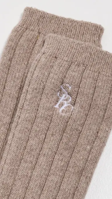 Sporty & Rich SRC Cashmere Socks Tapioca One Size | Thumbnail 3 Sporty & Rich SRC Cashmere Socks Tapioca One Size | Thumbnail 3