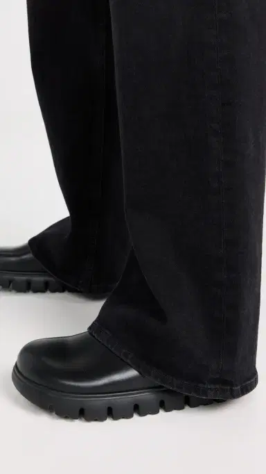 Birkenstock Boston Chunky Exquisite Clogs Black | Thumbnail 3