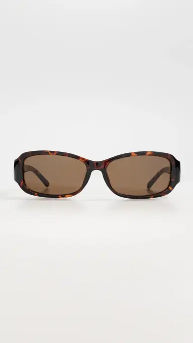 Le Specs Gigglemug Sunglasses Tort | Thumbnail 2 Le Specs Gigglemug Sunglasses Tort | Thumbnail 2