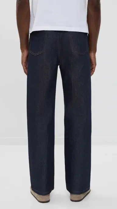 A.P.C. A. P.C. Aaron Jeans Iai Indigo | Thumbnail 3 A.P.C. A. P.C. Aaron Jeans Iai Indigo | Thumbnail 3