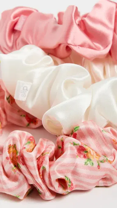Slip Large Scrunchies Set Of 3 Petal One Size | Thumbnail 4