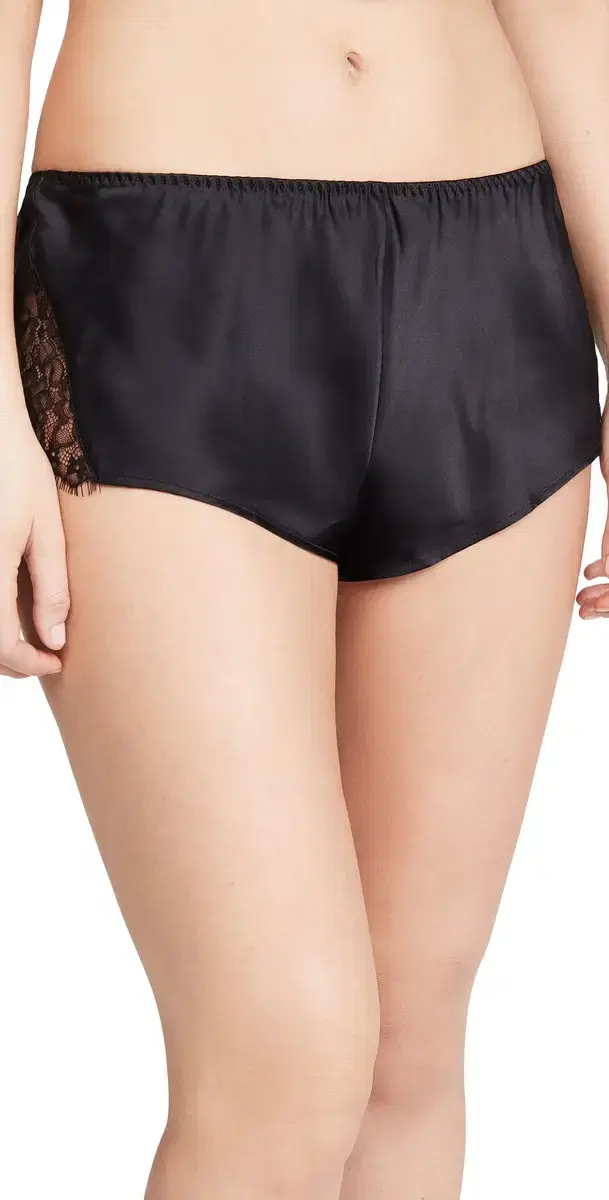 Journelle Charlotte Tap horts Black