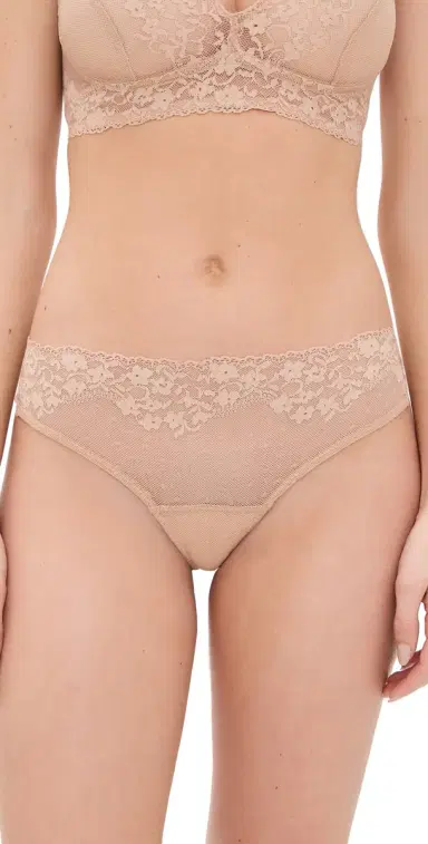 Commando Double Take Lace Thong Beige M/L | Thumbnail 1