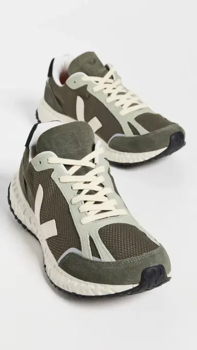 Veja Condor Royale Sneakers | Thumbnail 4 Veja Condor Royale Sneakers | Thumbnail 4