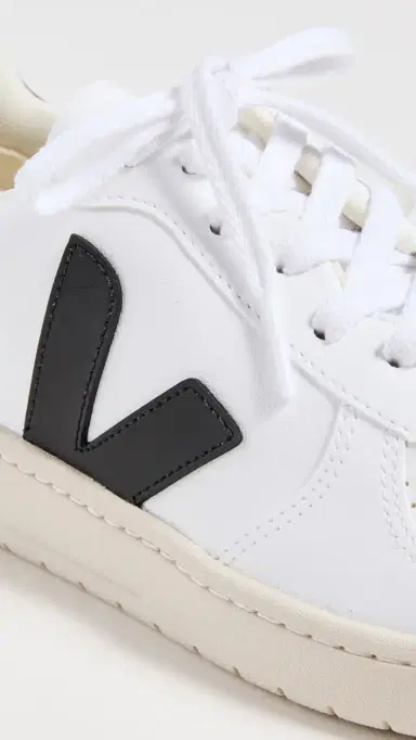Veja V-10 Lace Up Sneakers White/Black 42 | Thumbnail 6