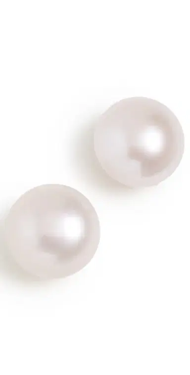 Shashi Grande Essential Pearl Studs Pearl | Thumbnail 1 Shashi Grande Essential Pearl Studs Pearl | Thumbnail 1