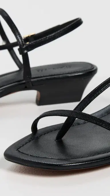 Madewell The Maycie Asymmetric T-Strap Sandals True Black | Thumbnail 6