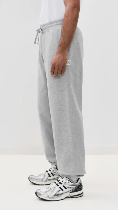 REIGNING CHAMP Mid-Weight Terry Cuffed Relaxed Sweatpants | Thumbnail 4 REIGNING CHAMP Mid-Weight Terry Cuffed Relaxed Sweatpants | Thumbnail 4