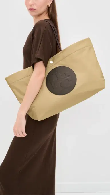 Tory Burch Ella Twist Reversible Tote Wheat One Size | Thumbnail 3