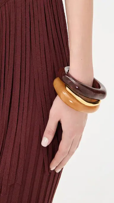Madewell Sculptural Resin Bangle Bracelet Set Dusty Claret | Thumbnail 2 Madewell Sculptural Resin Bangle Bracelet Set Dusty Claret | Thumbnail 2