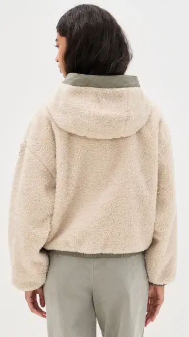 Canada Goose Alberni Reversible Bomber Jacket Tan/Smokey Sage | Thumbnail 4 Canada Goose Alberni Reversible Bomber Jacket Tan/Smokey Sage | Thumbnail 4