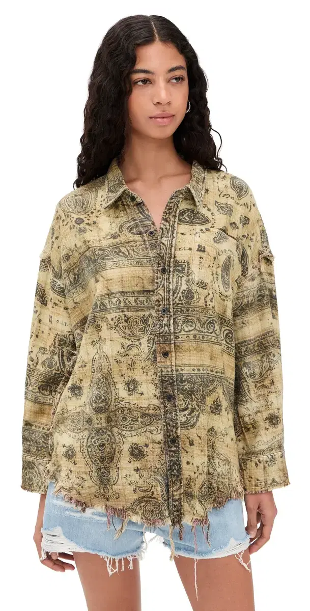 hredded eam Drop Neck hirt Khaki Bandana Black Overprint