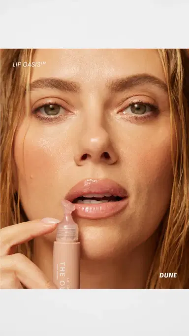 The Outset Lip Oasis Glossy Treatment Dune | Thumbnail 4 The Outset Lip Oasis Glossy Treatment Dune | Thumbnail 4
