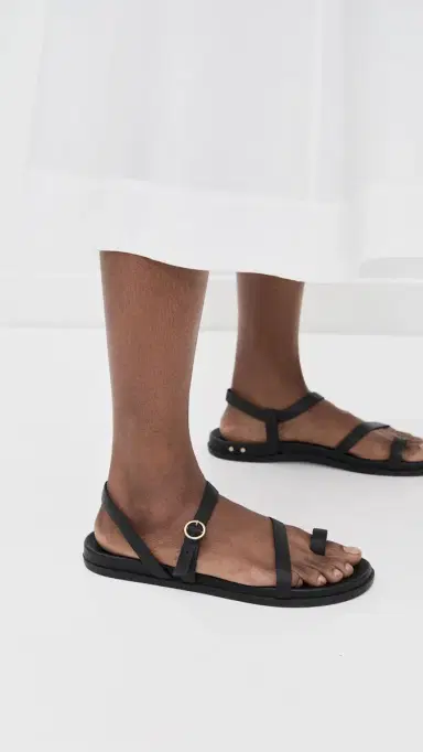 beek Auklet Sandals Black | Thumbnail 3