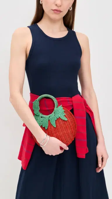 Serpui Mediterranean Tomato Wicker Clutch Red One Size | Thumbnail 3 Serpui Mediterranean Tomato Wicker Clutch Red One Size | Thumbnail 3