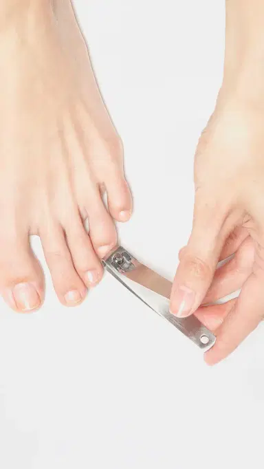 Tweezerman Stainless Steel Combo Clipper Set No Color | Thumbnail 4