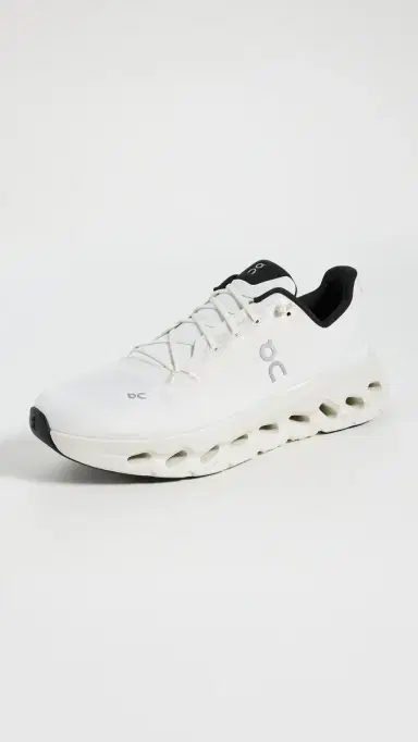 ON Cloudtilt Sneakers Pearl/Ice 9 | Thumbnail 2