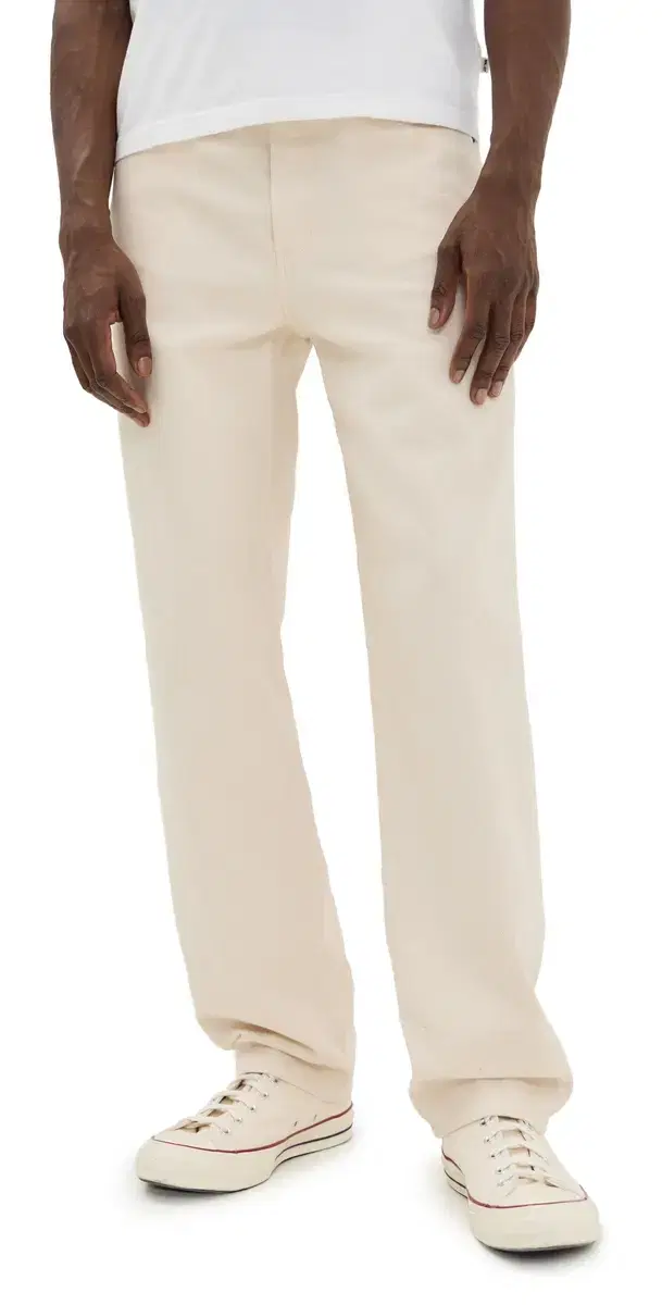 A. P.C. Fairfax Relaxed Jeans Aad Ecru