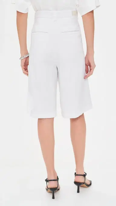 DL1961 DL Aura Hepburn High Rise Pleated Denim Shorts White Aura | Thumbnail 3 DL1961 DL Aura Hepburn High Rise Pleated Denim Shorts White Aura | Thumbnail 3