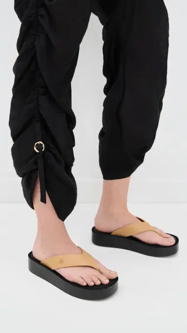 Tory Burch Leather Platform Flip Flops Ginger Shortbread/Black | Thumbnail 3 Tory Burch Leather Platform Flip Flops Ginger Shortbread/Black | Thumbnail 3