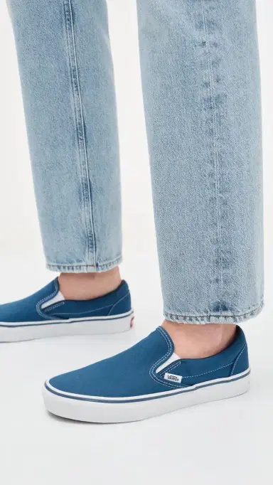 Vans U Classic Slip On Unisex Sneakers Navy M 12 | Thumbnail 3
