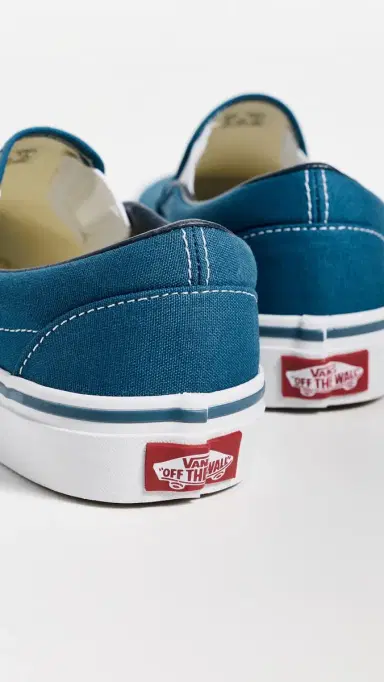 Vans U Classic Slip On Unisex Sneakers Navy M 12 | Thumbnail 5