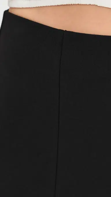 Good American Soft Stretch Ponte Pull On Capris Black001 | Thumbnail 6 Good American Soft Stretch Ponte Pull On Capris Black001 | Thumbnail 6