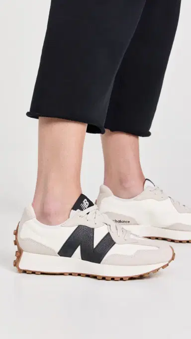 New Balance 327 Sneakers Beige/Black | Thumbnail 3