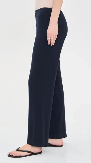 DONNI. The Baby Scallop Sweatpants Navy | Thumbnail 4 DONNI. The Baby Scallop Sweatpants Navy | Thumbnail 4