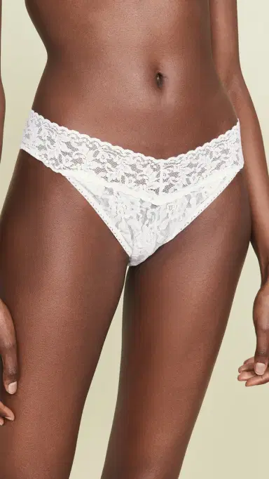 Hanky Panky Signature Lace Original Rise Thong 3 Pack Black/White/Chai One Size | Thumbnail 3