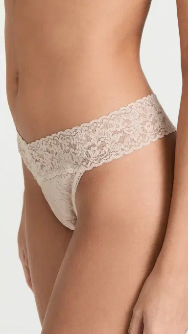 Hanky Panky Signature Lace Original Rise Thong 3 Pack | Thumbnail 5