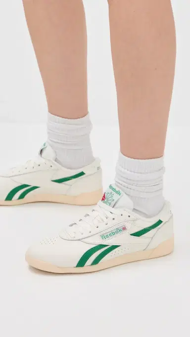 Reebok Freestyle Lo Sneakers Chalk/Glen Green/Paper White | Thumbnail 3