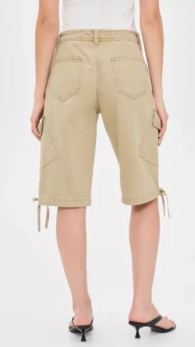 Lioness Apres Capri Shorts tone | Thumbnail 3