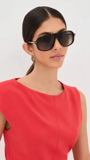 Tom Ford Guillaume Sunglasses | Thumbnail 3