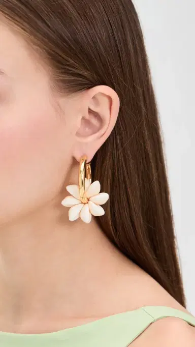 Logan Tay Shell Hoops Gold One Size | Thumbnail 3
