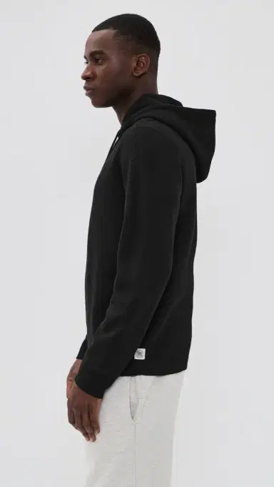 REIGNING CHAMP Lightweight Waffle Standard Hoodie Black | Thumbnail 4