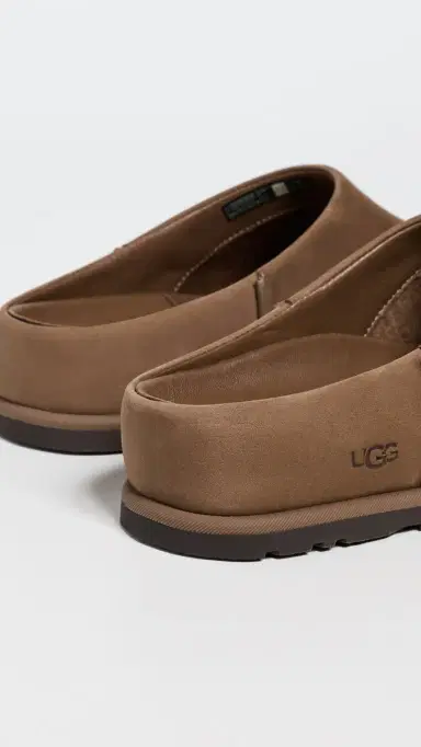UGG Otzo Clogs | Thumbnail 4