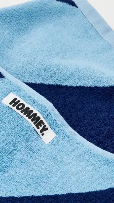 Hommey Beach Towel | Thumbnail 3